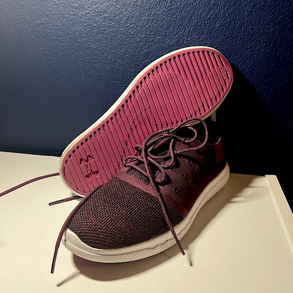 Brand New Under Armour Tennis shoes.